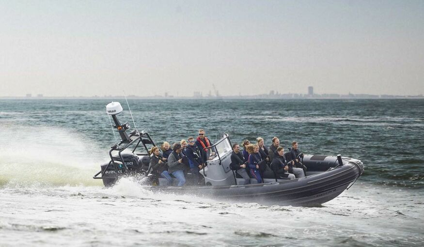 teambuilding activiteiten aan zee